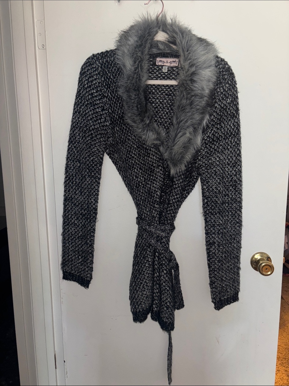 Gray Faux-Fur Collar Knit Wrap Cardigan